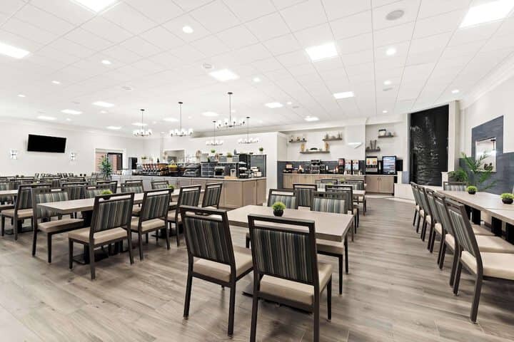 Breakfast area